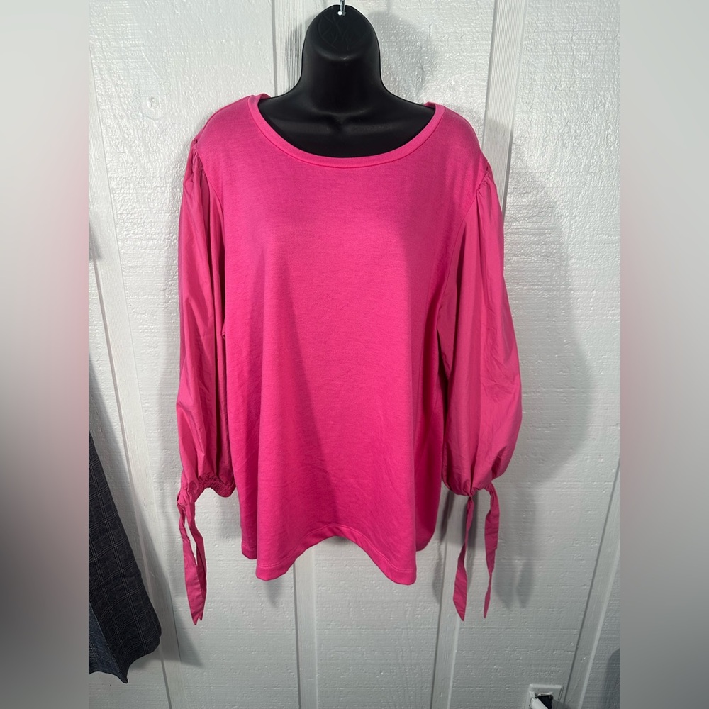 Crown and Ivy Women’s Pink Top Size 2x EUC